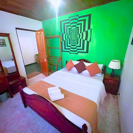 Notre Dame D'Arcadia Hotel Nuwara Eliya Bilik gambar